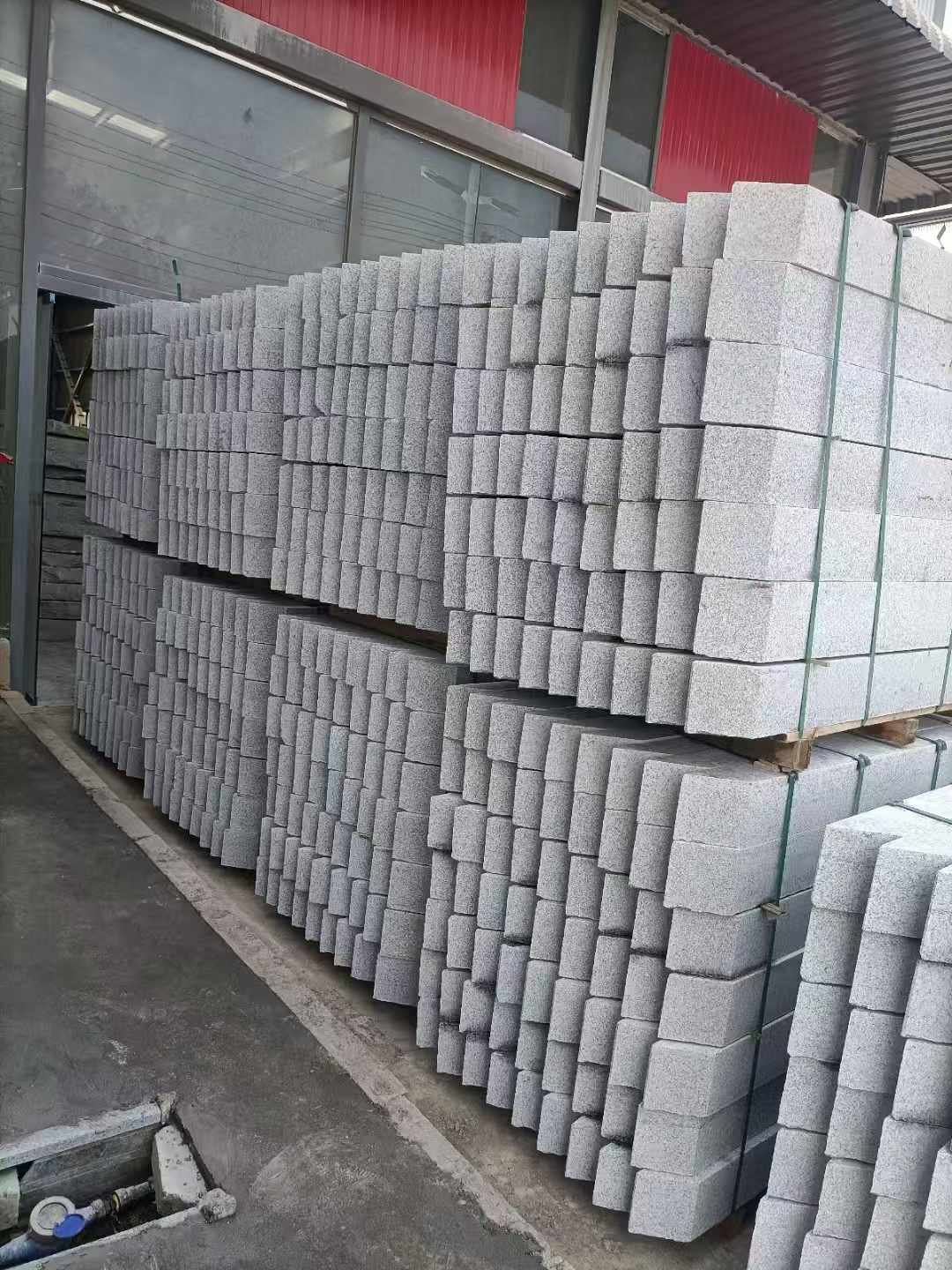 茂名芝麻白树围石 树池